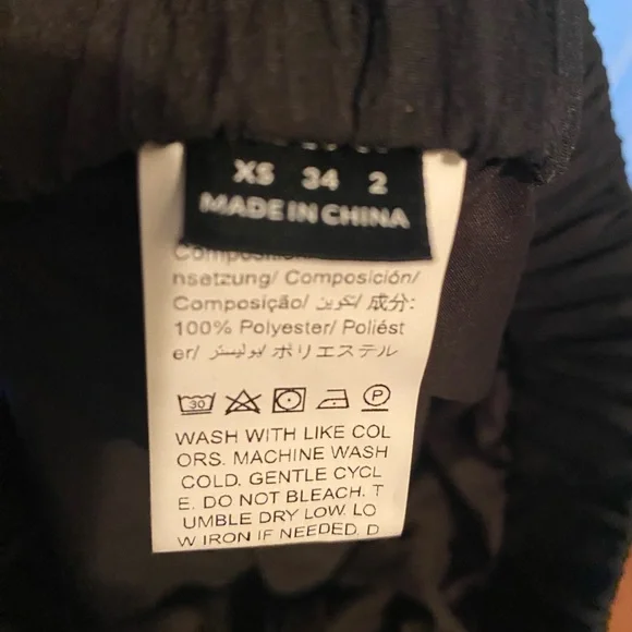 Black Tiered Wide-Leg Pants - Picture 2 of 2